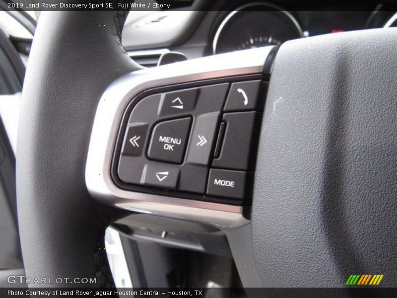 Fuji White / Ebony 2019 Land Rover Discovery Sport SE