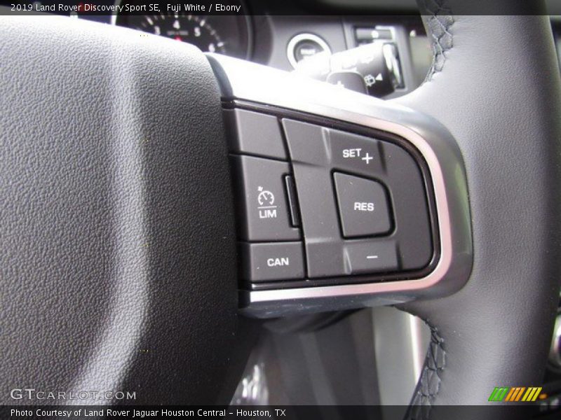 Fuji White / Ebony 2019 Land Rover Discovery Sport SE