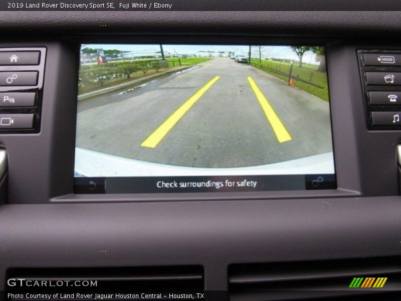 Fuji White / Ebony 2019 Land Rover Discovery Sport SE