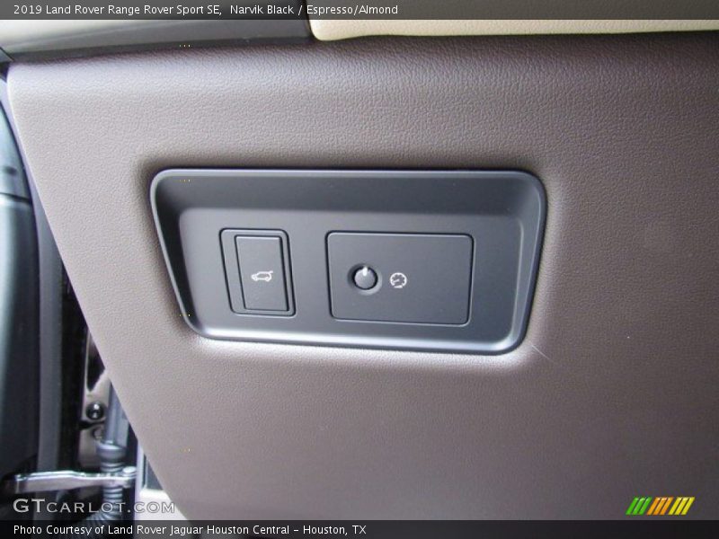 Narvik Black / Espresso/Almond 2019 Land Rover Range Rover Sport SE