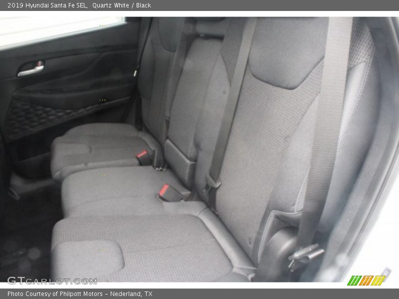 Quartz White / Black 2019 Hyundai Santa Fe SEL