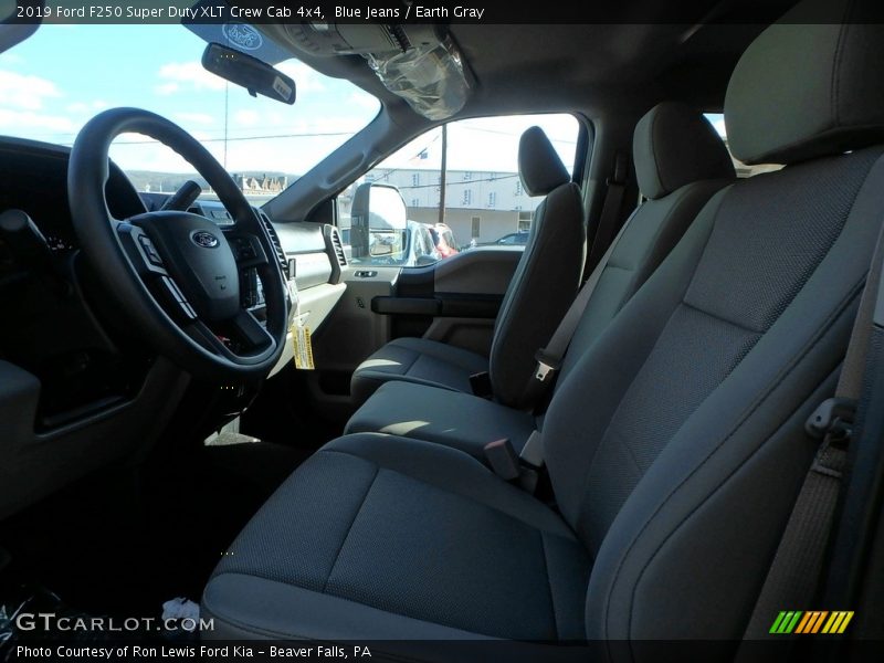 Blue Jeans / Earth Gray 2019 Ford F250 Super Duty XLT Crew Cab 4x4