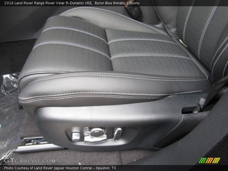 Front Seat of 2019 Range Rover Velar R-Dynamic HSE