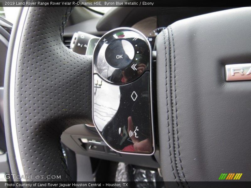  2019 Range Rover Velar R-Dynamic HSE Steering Wheel