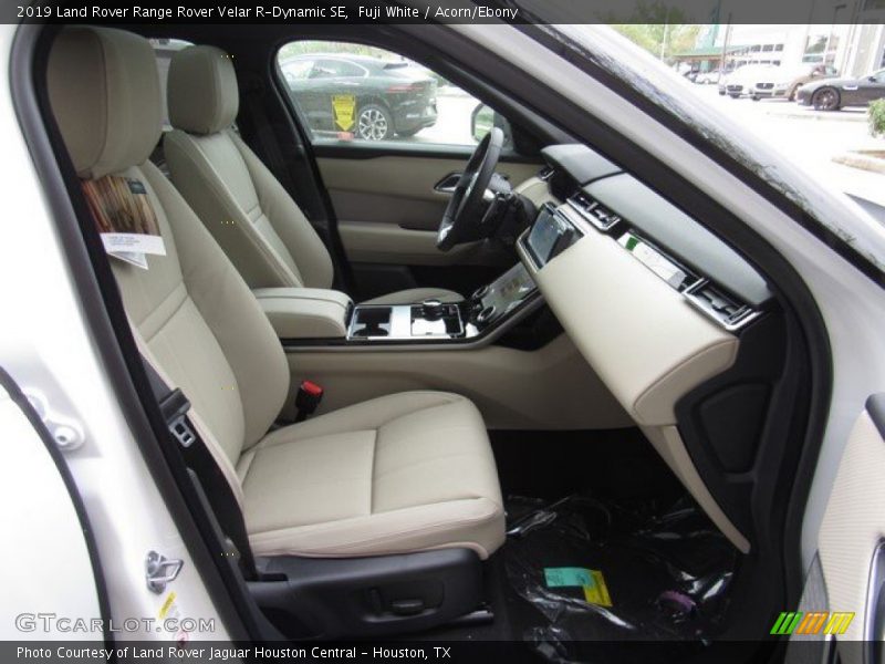 Fuji White / Acorn/Ebony 2019 Land Rover Range Rover Velar R-Dynamic SE