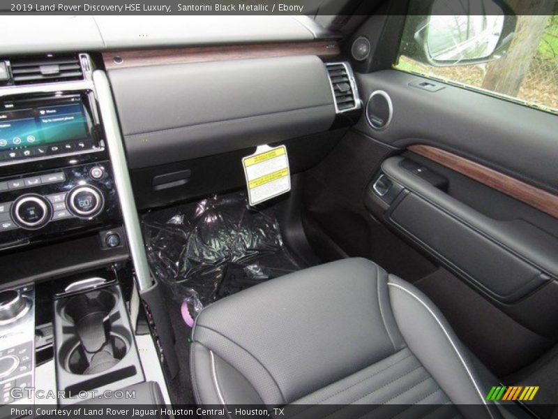 Santorini Black Metallic / Ebony 2019 Land Rover Discovery HSE Luxury