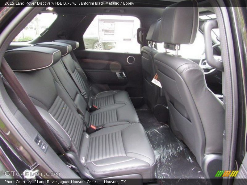 Santorini Black Metallic / Ebony 2019 Land Rover Discovery HSE Luxury