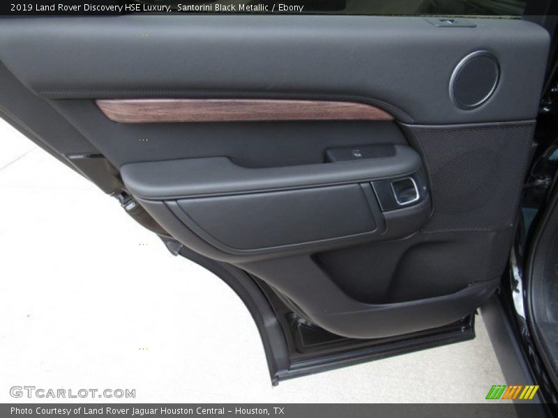 Santorini Black Metallic / Ebony 2019 Land Rover Discovery HSE Luxury