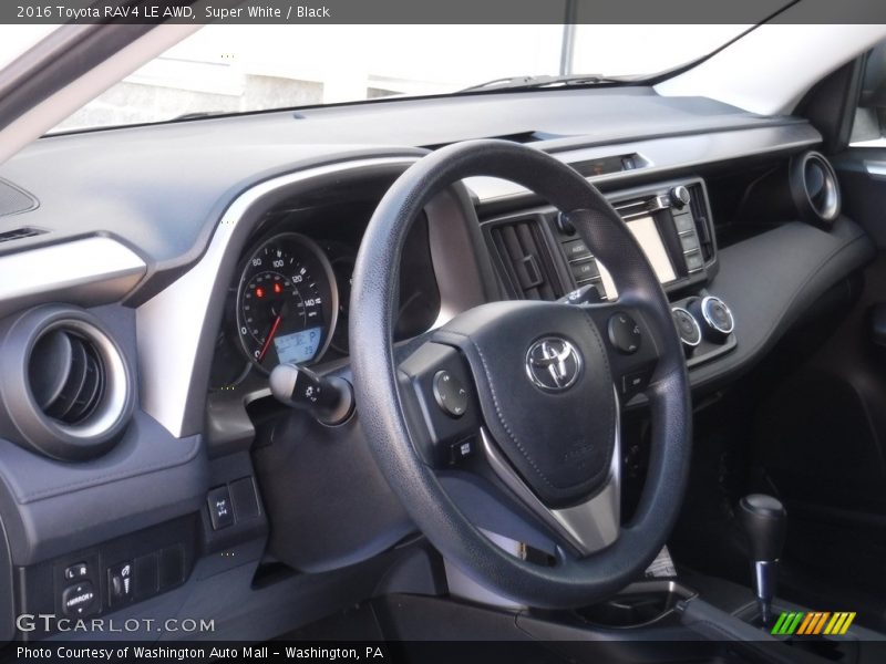 Super White / Black 2016 Toyota RAV4 LE AWD