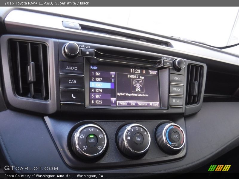 Super White / Black 2016 Toyota RAV4 LE AWD