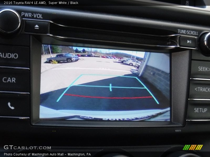 Super White / Black 2016 Toyota RAV4 LE AWD