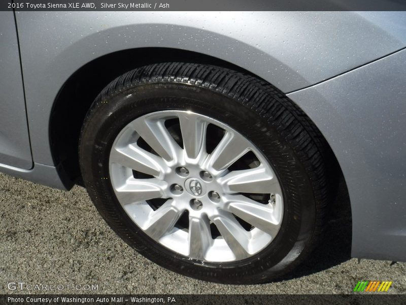Silver Sky Metallic / Ash 2016 Toyota Sienna XLE AWD