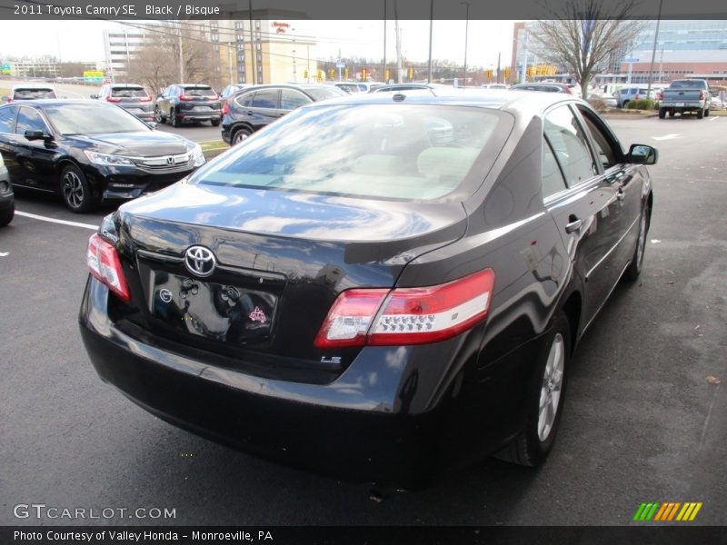 Black / Bisque 2011 Toyota Camry SE