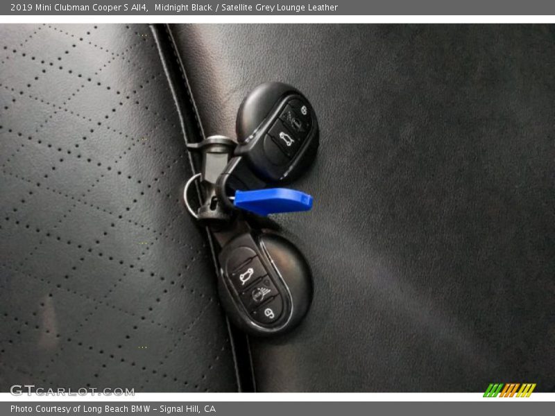 Midnight Black / Satellite Grey Lounge Leather 2019 Mini Clubman Cooper S All4