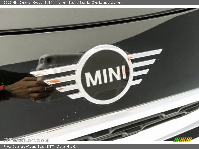 Midnight Black / Satellite Grey Lounge Leather 2019 Mini Clubman Cooper S All4