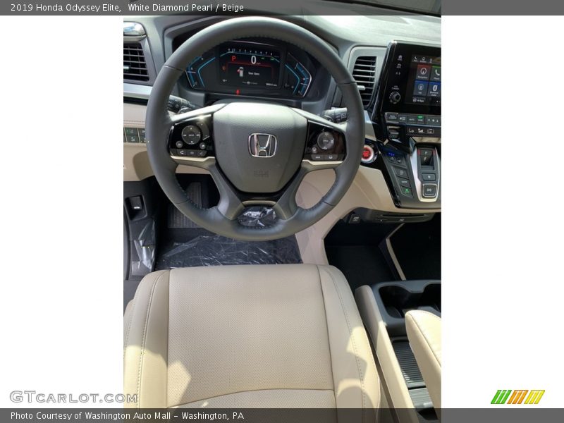 White Diamond Pearl / Beige 2019 Honda Odyssey Elite