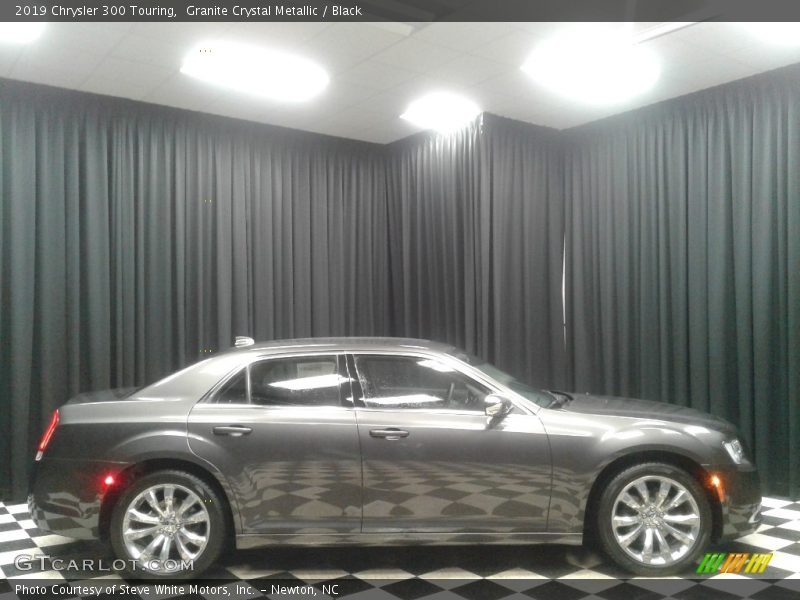 Granite Crystal Metallic / Black 2019 Chrysler 300 Touring