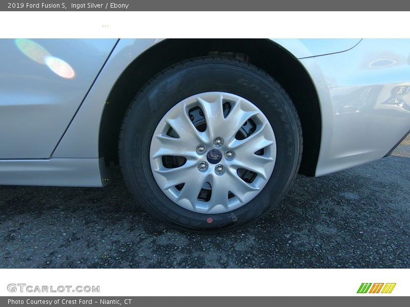 Ingot Silver / Ebony 2019 Ford Fusion S
