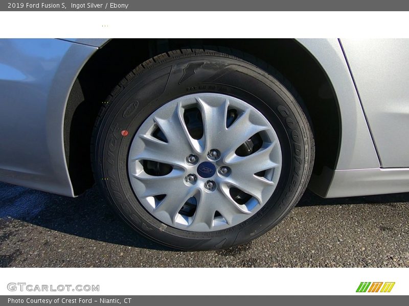 Ingot Silver / Ebony 2019 Ford Fusion S
