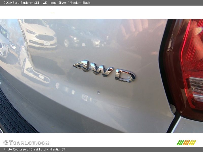 Ingot Silver / Medium Black 2019 Ford Explorer XLT 4WD