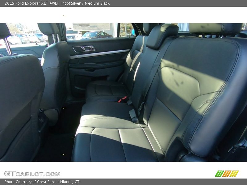 Ingot Silver / Medium Black 2019 Ford Explorer XLT 4WD