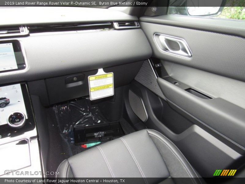 Byron Blue Metallic / Ebony 2019 Land Rover Range Rover Velar R-Dynamic SE