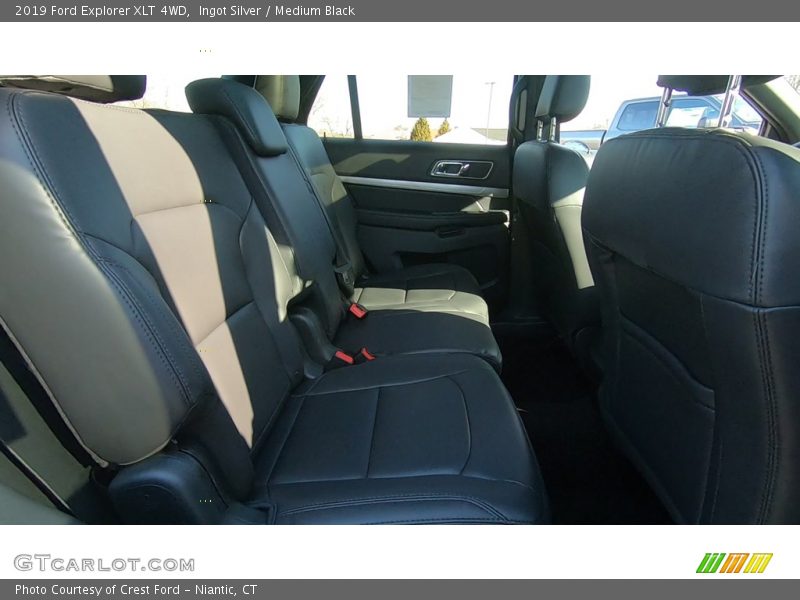 Ingot Silver / Medium Black 2019 Ford Explorer XLT 4WD