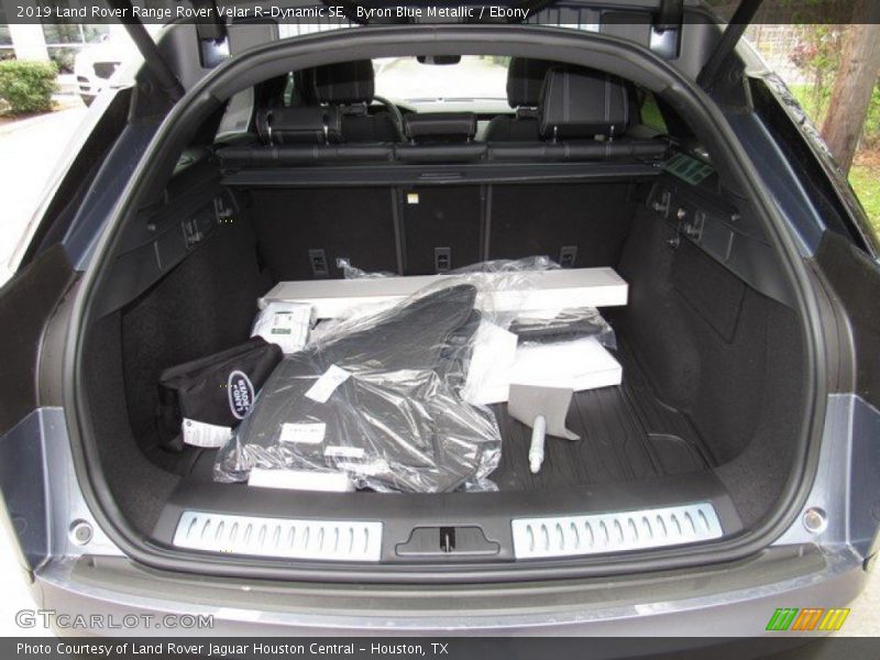 Byron Blue Metallic / Ebony 2019 Land Rover Range Rover Velar R-Dynamic SE