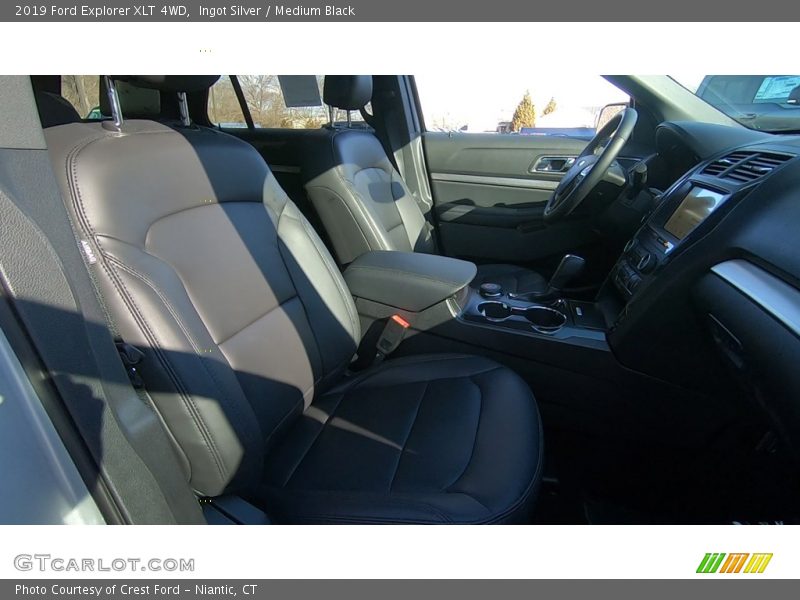 Ingot Silver / Medium Black 2019 Ford Explorer XLT 4WD