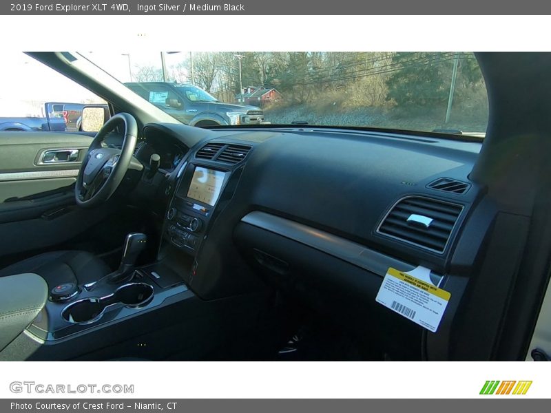 Ingot Silver / Medium Black 2019 Ford Explorer XLT 4WD