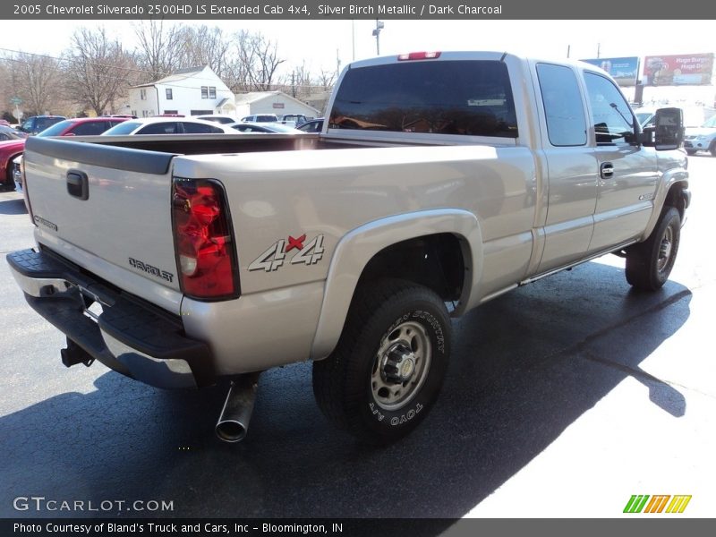 Silver Birch Metallic / Dark Charcoal 2005 Chevrolet Silverado 2500HD LS Extended Cab 4x4
