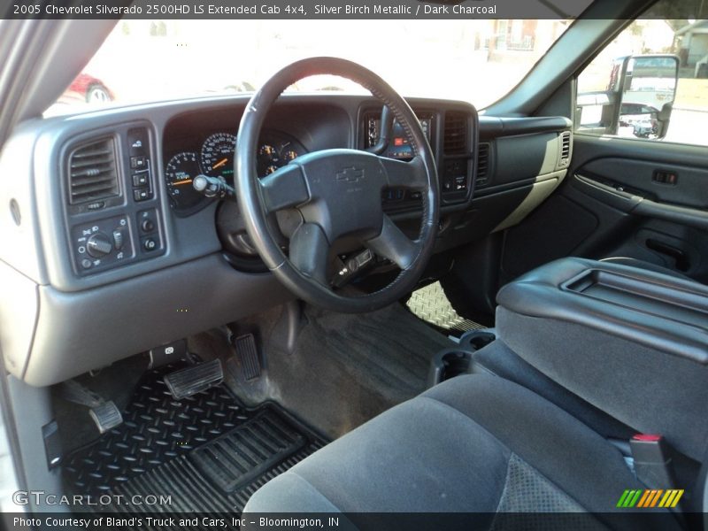 Silver Birch Metallic / Dark Charcoal 2005 Chevrolet Silverado 2500HD LS Extended Cab 4x4