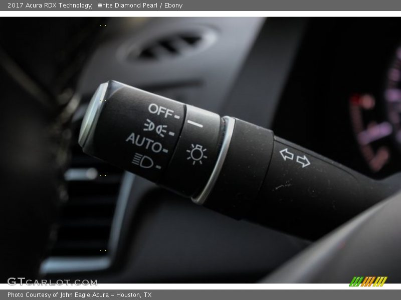 White Diamond Pearl / Ebony 2017 Acura RDX Technology