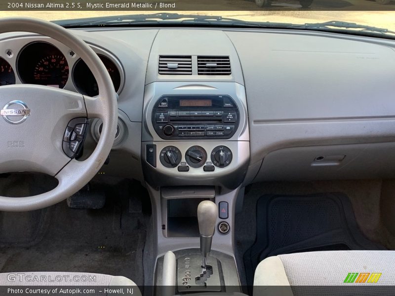Mystic Emerald Metallic / Blond 2004 Nissan Altima 2.5 S