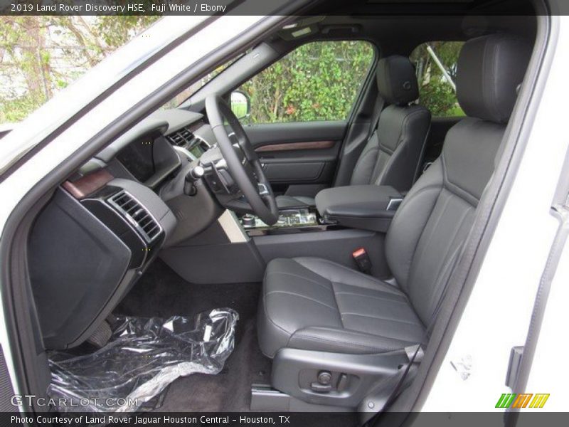 Fuji White / Ebony 2019 Land Rover Discovery HSE