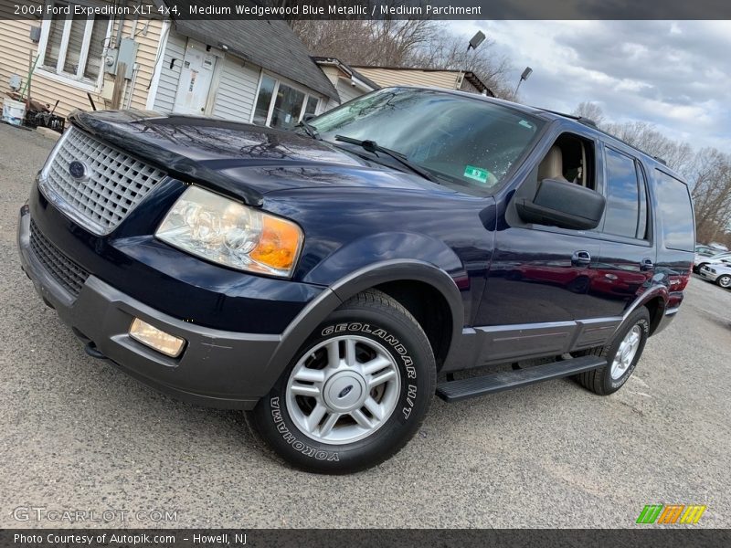 Medium Wedgewood Blue Metallic / Medium Parchment 2004 Ford Expedition XLT 4x4