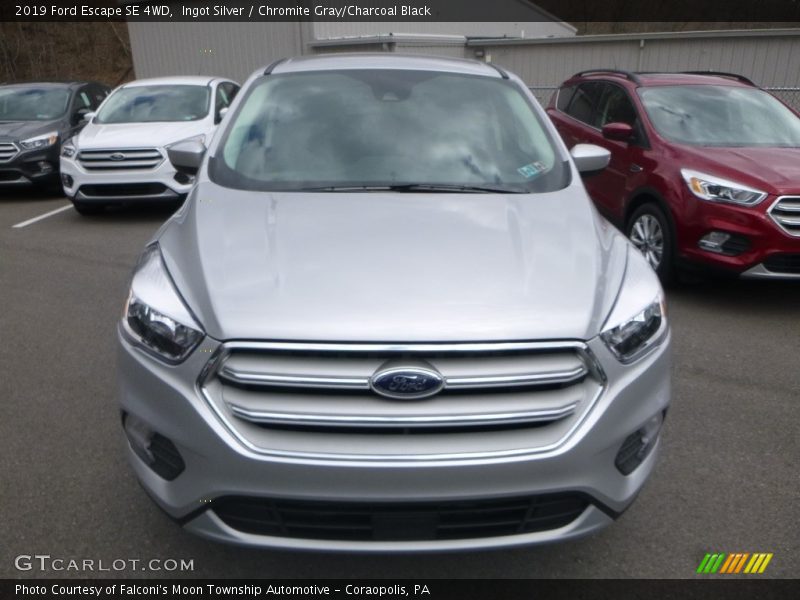 Ingot Silver / Chromite Gray/Charcoal Black 2019 Ford Escape SE 4WD