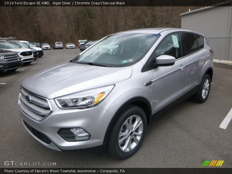 Ingot Silver / Chromite Gray/Charcoal Black 2019 Ford Escape SE 4WD