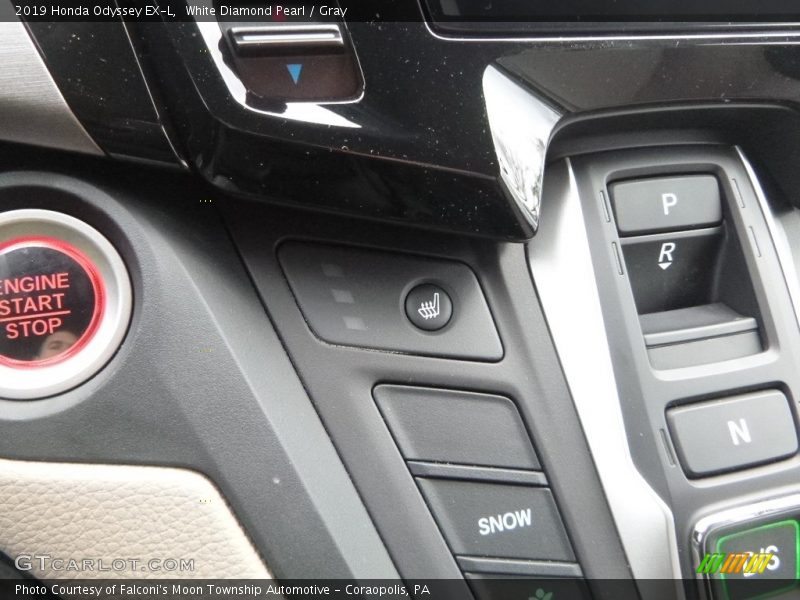 White Diamond Pearl / Gray 2019 Honda Odyssey EX-L