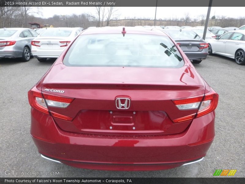 Radiant Red Metallic / Ivory 2019 Honda Accord EX-L Sedan