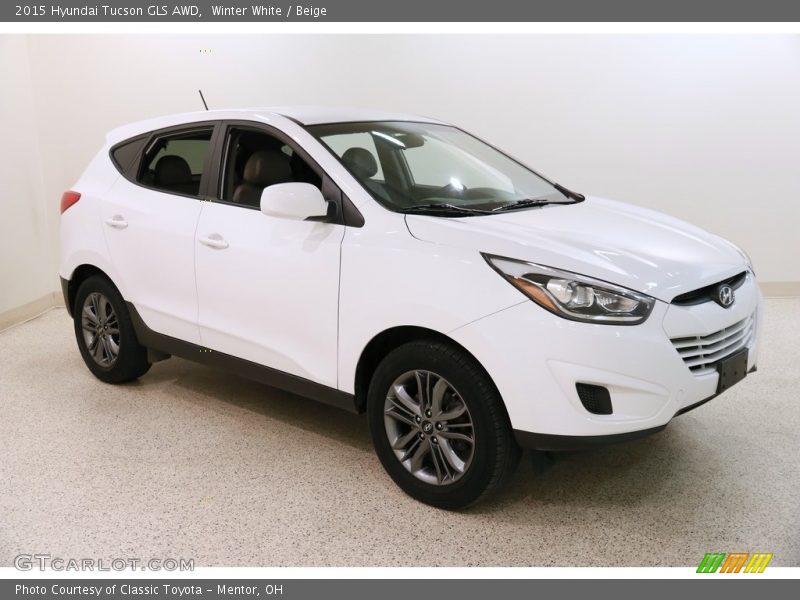 Winter White / Beige 2015 Hyundai Tucson GLS AWD
