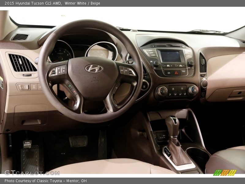Winter White / Beige 2015 Hyundai Tucson GLS AWD