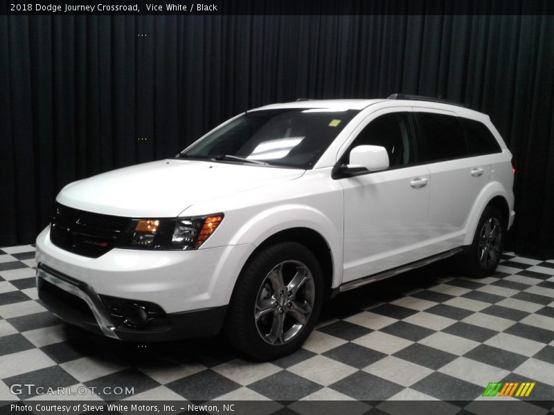 Vice White / Black 2018 Dodge Journey Crossroad