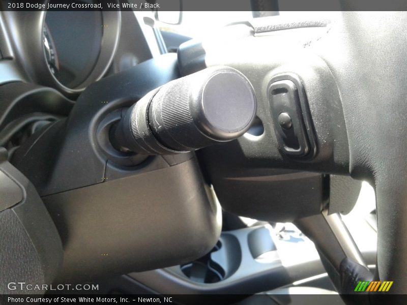 Vice White / Black 2018 Dodge Journey Crossroad