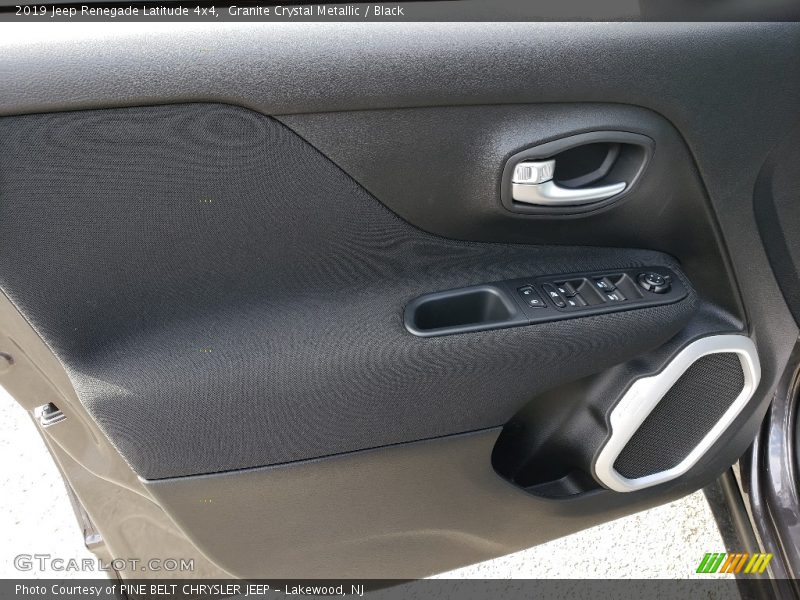 Granite Crystal Metallic / Black 2019 Jeep Renegade Latitude 4x4