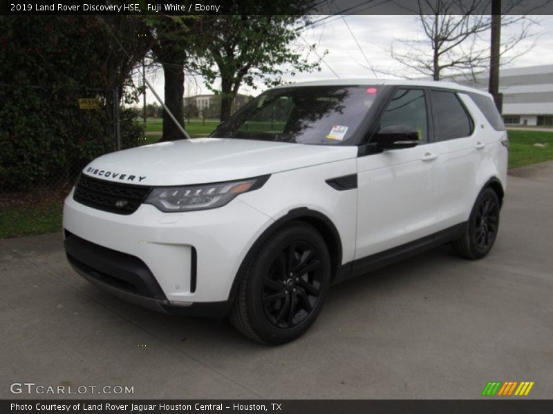 Fuji White / Ebony 2019 Land Rover Discovery HSE