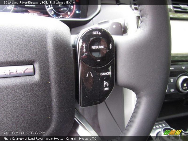 Fuji White / Ebony 2019 Land Rover Discovery HSE