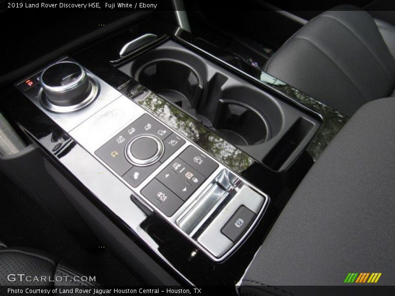 Fuji White / Ebony 2019 Land Rover Discovery HSE