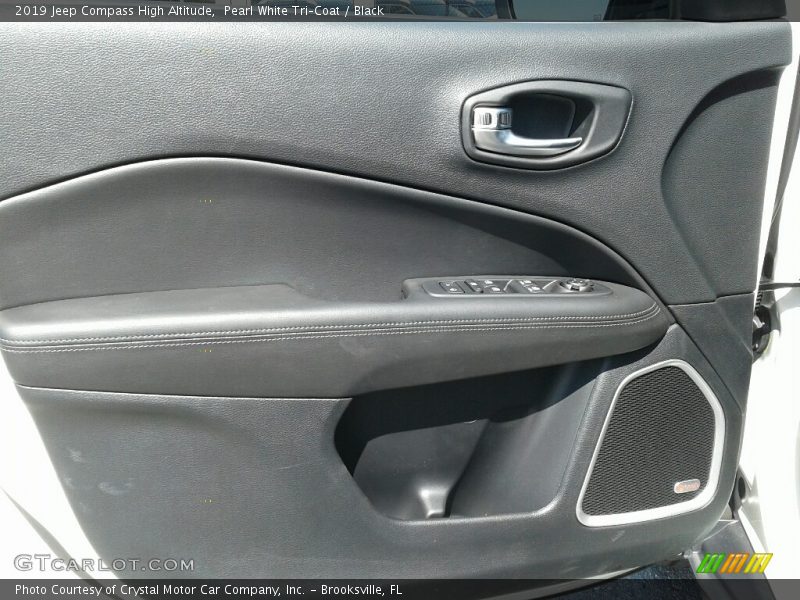 Pearl White Tri–Coat / Black 2019 Jeep Compass High Altitude