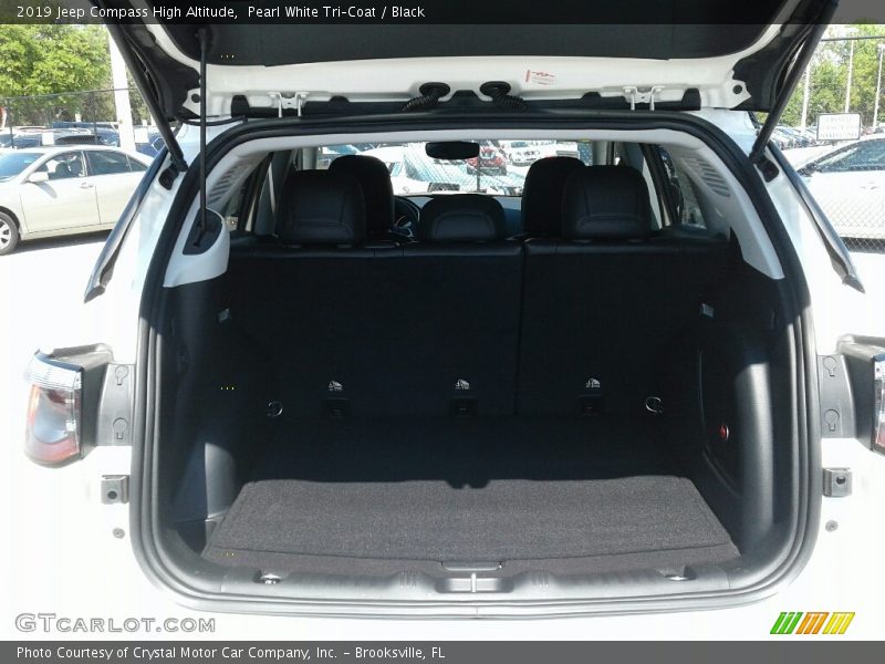 Pearl White Tri–Coat / Black 2019 Jeep Compass High Altitude